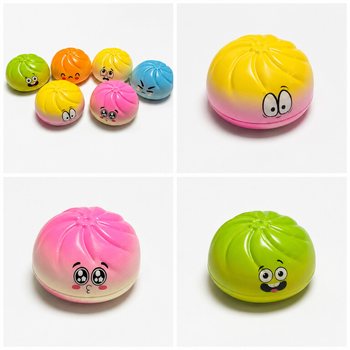 RAGE - Squishy Dumplings VELIKI (Dim. 9 x 9 x 4 Cm) - Viral 2026 Fidget Toy - S KARTONOM ZA VJE&Scaron;ANJE (24 kom.)