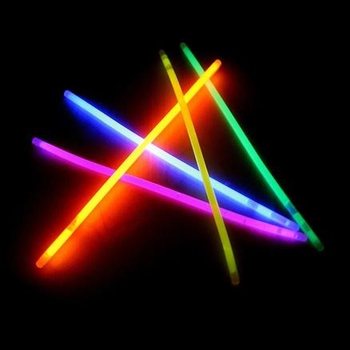 12 komada Svjetleće narukvice Glow Sticks u tubi (22 tube)