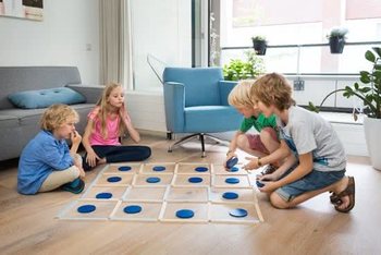 BS DOTS Drvena Strate&scaron;ka Igra - Igračka za Vani (1 kom.)