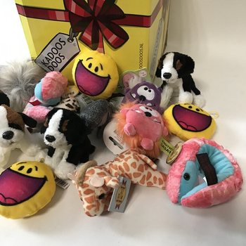 50 komada Pli&scaron;ane Figure u Poklon Kutiji "Lucky Dip"