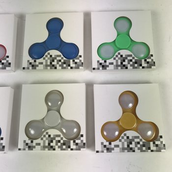 FIDGET SPINNERS / HAND SPINNERS (20 kom.)