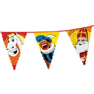 Velika Lančana Girlanda sa Zastavicama Sinterklaas i Piet 6 m (13 kom)